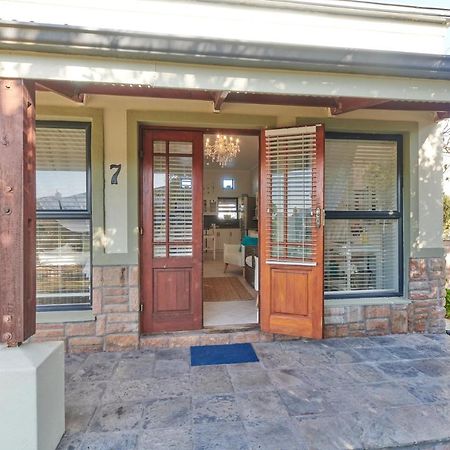 Fraai Uitzicht Struisbaai Apartment Luaran gambar