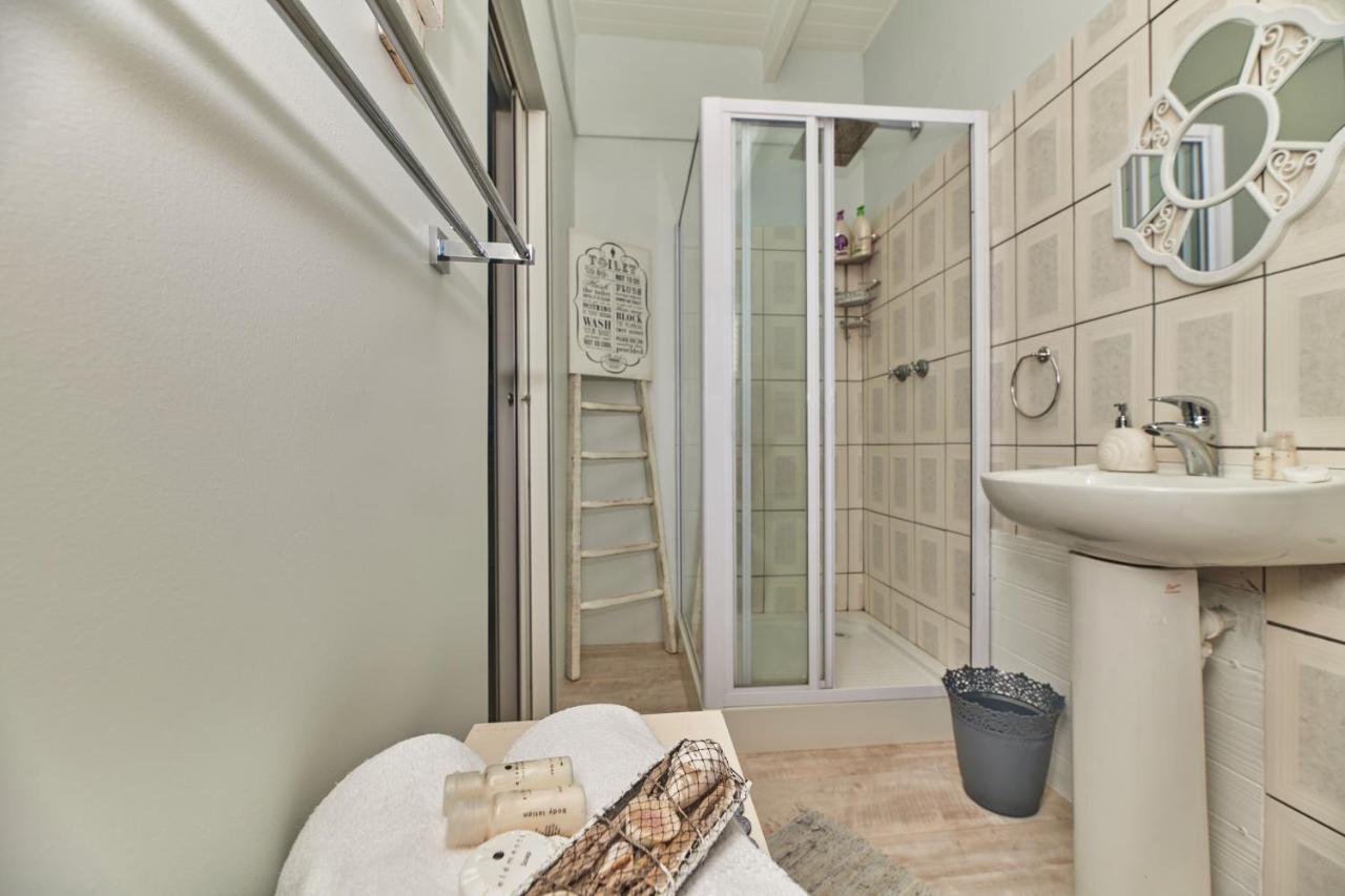 Fraai Uitzicht Struisbaai Apartment Luaran gambar