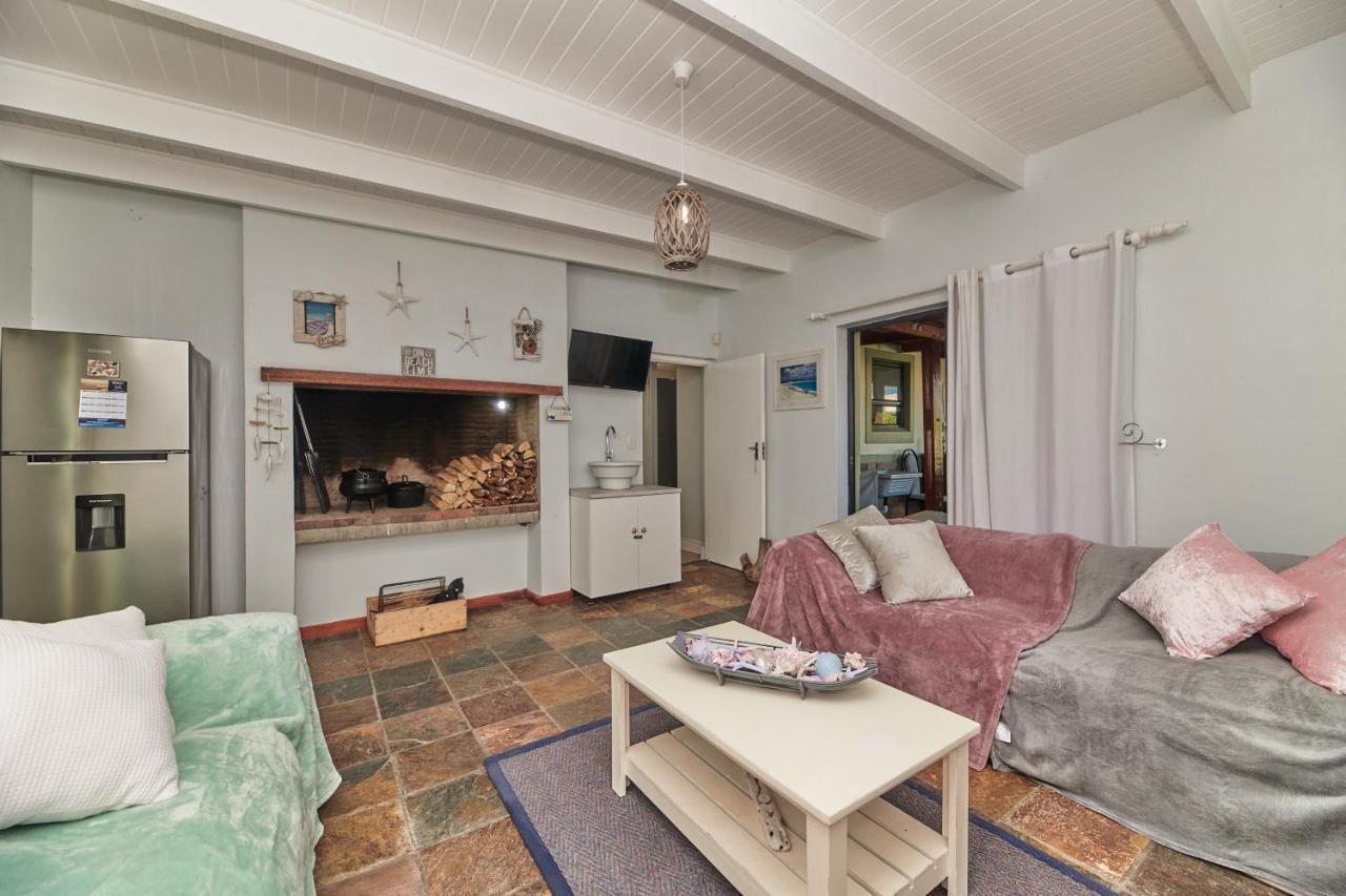 Fraai Uitzicht Struisbaai Apartment Luaran gambar