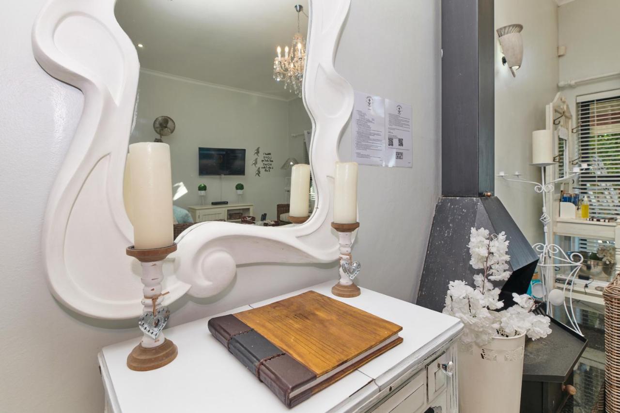 Fraai Uitzicht Struisbaai Apartment Luaran gambar