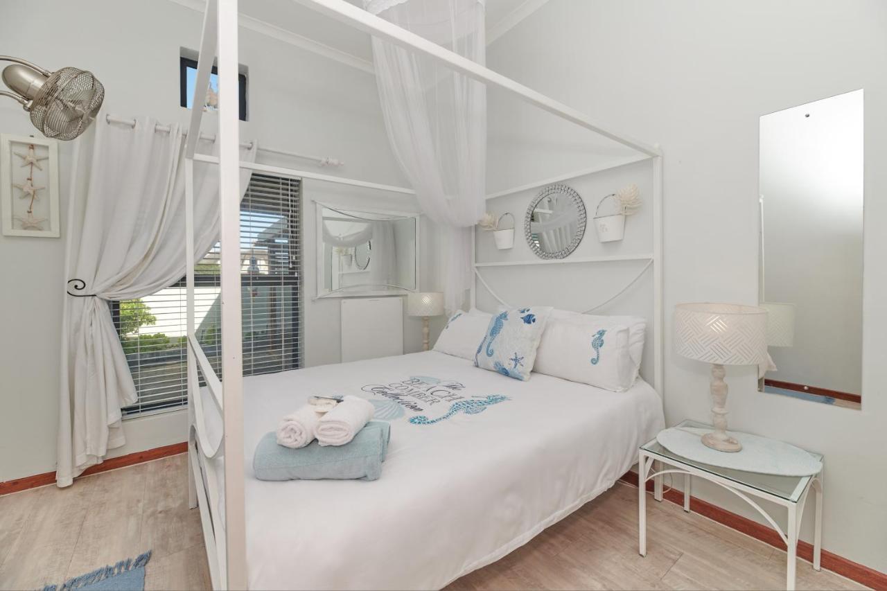 Fraai Uitzicht Struisbaai Apartment Luaran gambar