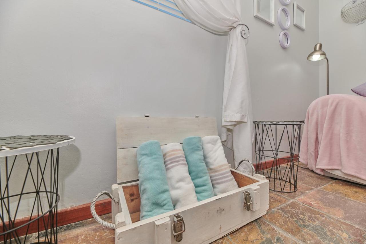 Fraai Uitzicht Struisbaai Apartment Luaran gambar